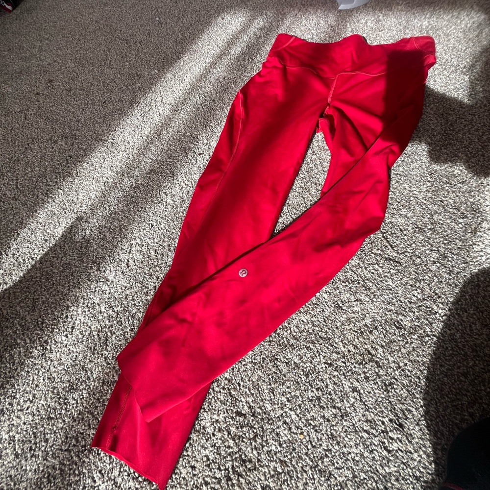Size 10, Red Wonder Train Mid-Rise Lululemon Leggings!